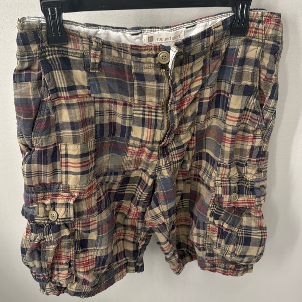 Gap shorts
